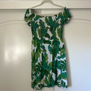 Love, Fire palm leaf dress